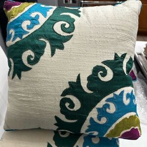 Pier 1 Imports Embroidered Decorative Pillows 15x15 Teal Green And Magenta 3 QTY